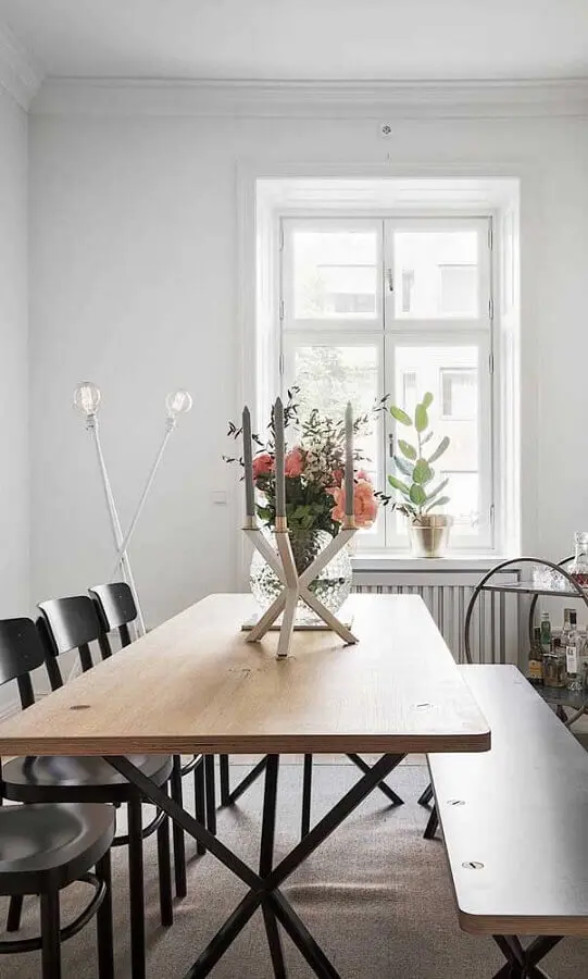sala de jantar decorada com castiçal para velas Foto Pinterest