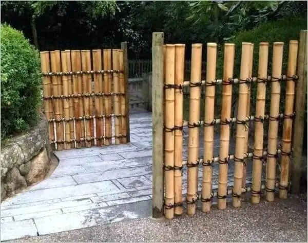 Modelo de cerca de bambu para decorar seu espaço