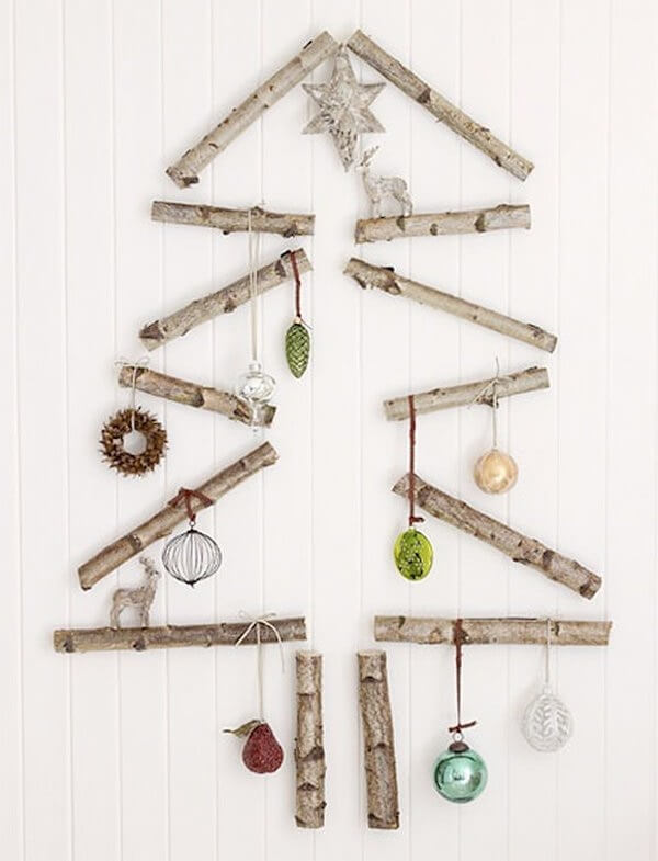 Decore a casa com uma árvore de Natal na parede