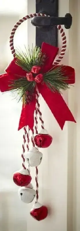arranjo para porta para decoração de natal simples Foto Fazer em Casa