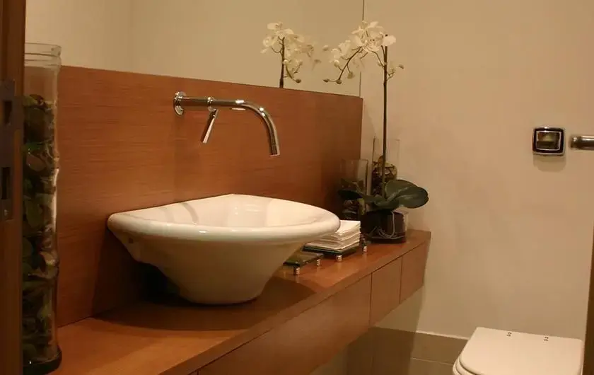 balcão para banheiro - bancada de madeira com cuba redonda branca