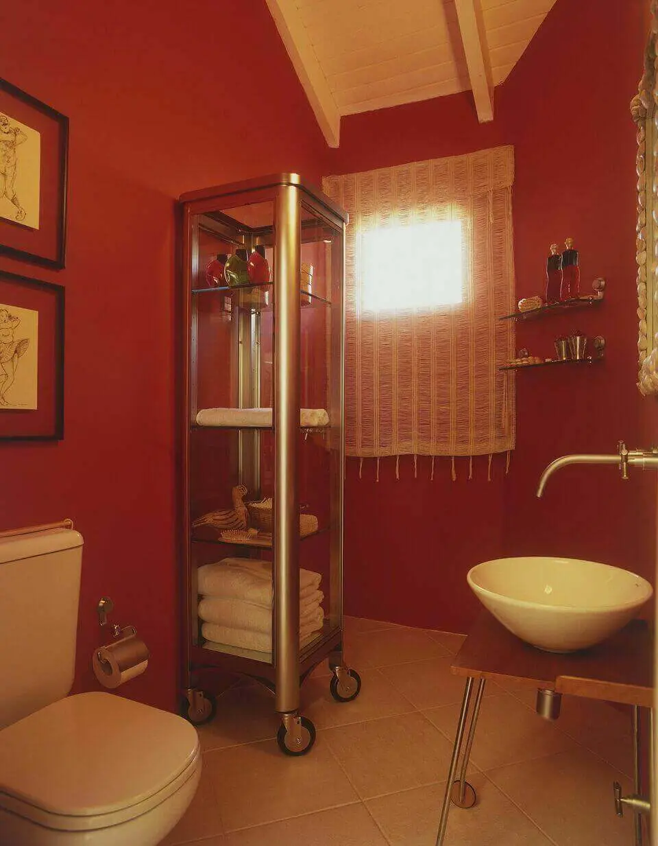balcão para banheiro - lavabo vermelho com cuba branca de sobrepor