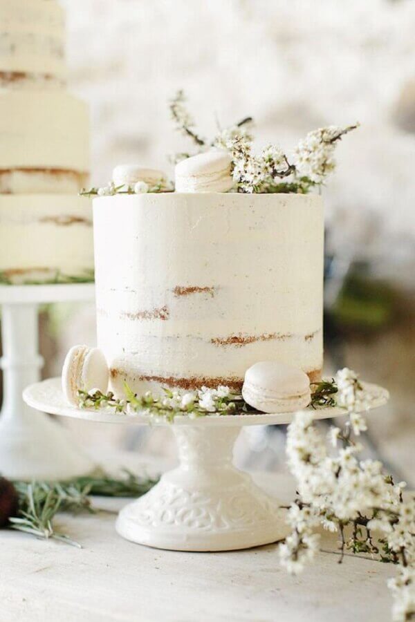 bolo de casamento simples decorado com macaron Foto Pinterest