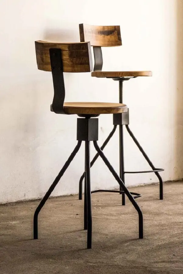 cadeira decorativa giratória rústica Foto Pinterest