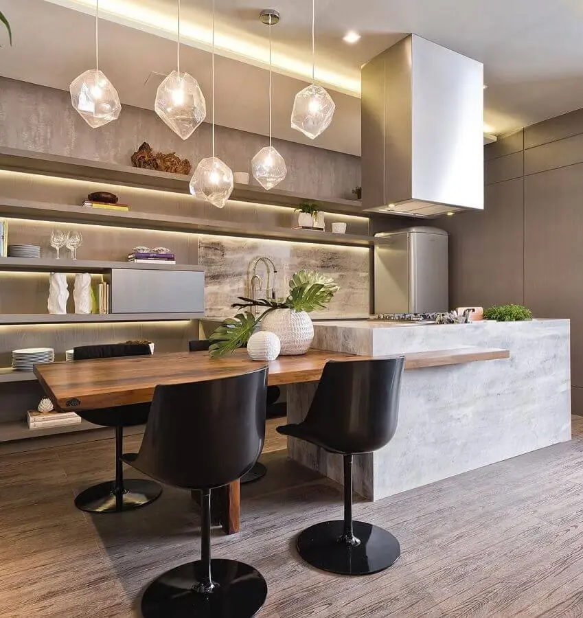 cadeira giratória para cozinha moderna com pendentes e ilha Foto Pinterest