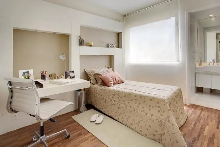 cama box solteiro com colchão para quarto feminino decorado em tons neutros Foto Sesso e Dalanezi