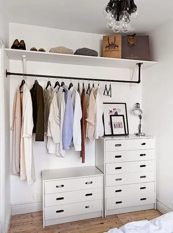closet aberto - closet simples com cabideiro preto 