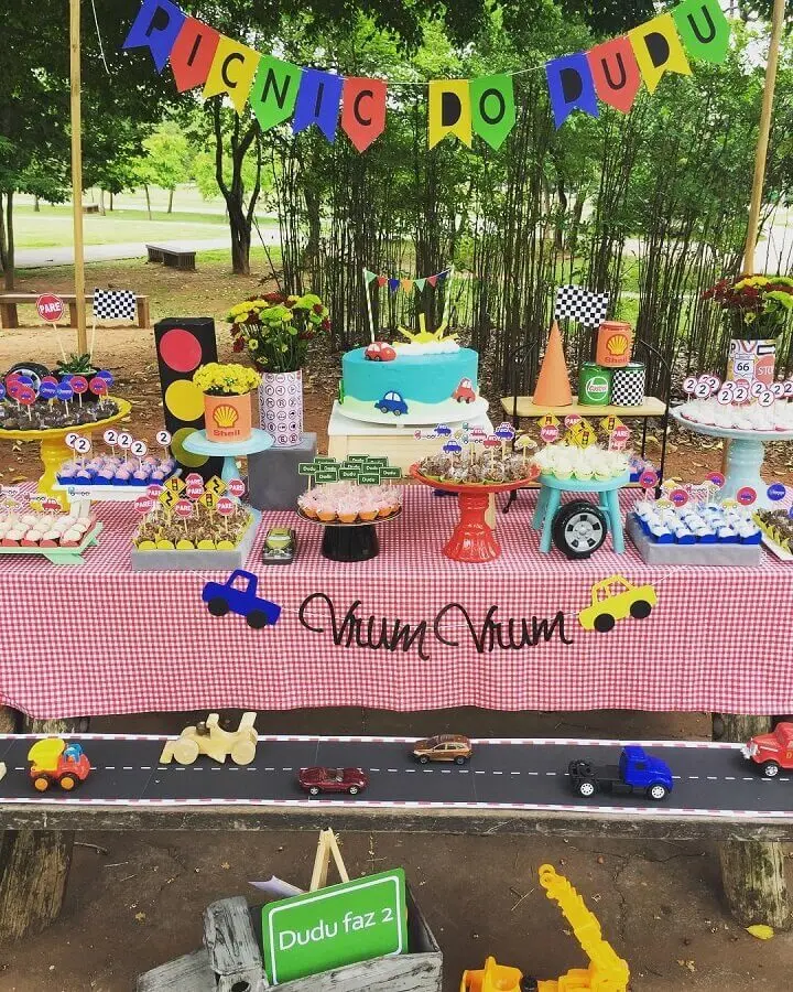 decoração colorida para aniversário piquenique infantil Foto Roseli Sato