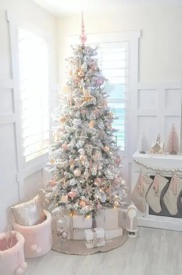 decoração delicada para árvore branca de natal Foto My Hand Book