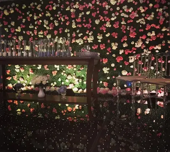 muro inglês - muro de flores em cerimônia 