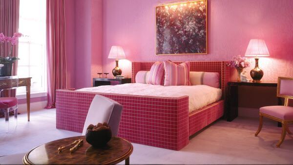 quarto rosa pink