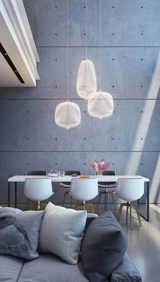 sala de jantar moderna decorada com cadeira giratória branca Foto Pinterest