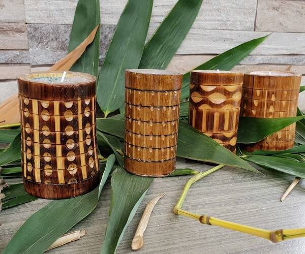 Suporte para vela feito de artesanato com bambu