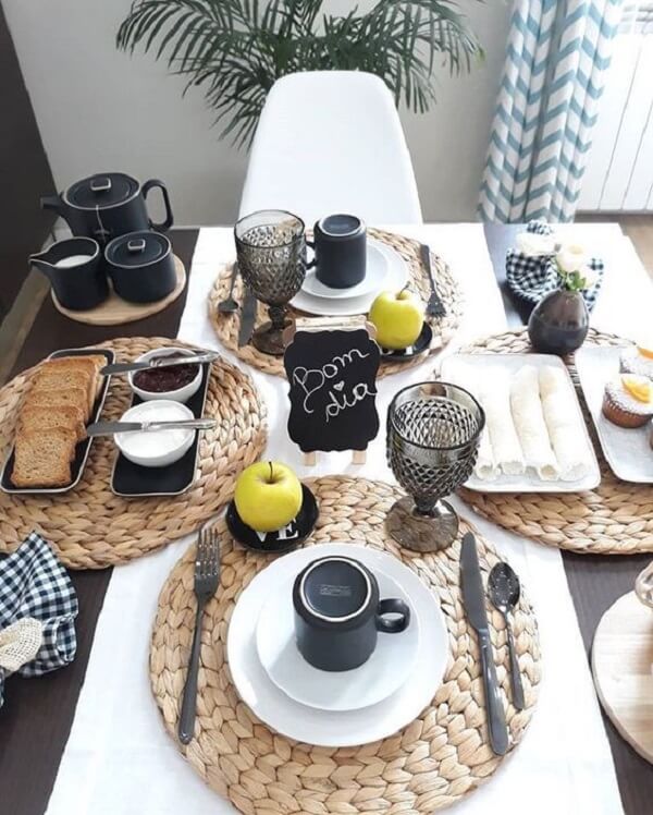 Mesa de Café da Manhã: Veja 8 Dicas para Montar a Mesa Perfeita