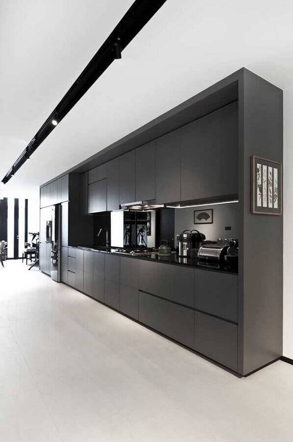 armário de cozinha grande preto Foto JERA Arquitetura e Engenharia