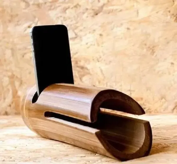 Crie um lindo suporte para celular a partir de artesanato com bambu