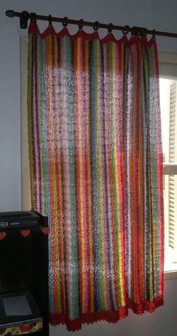 cortina de crochê - cortina arco íris inteira de crochê 