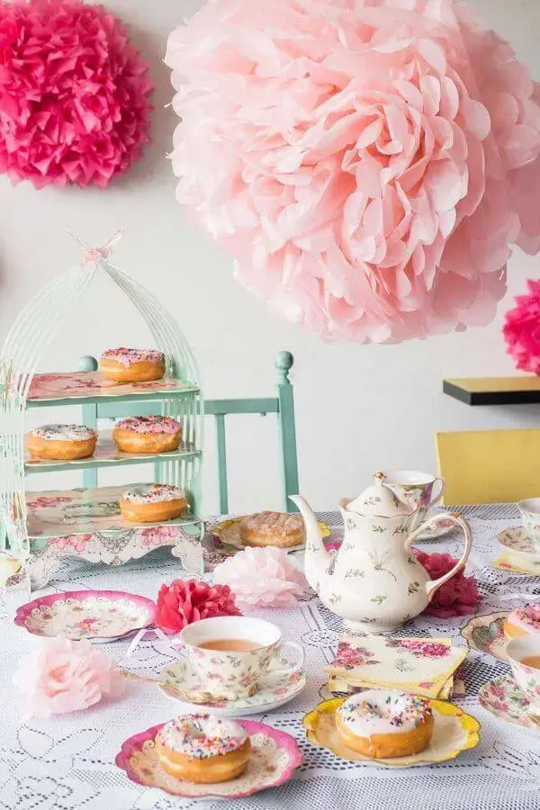 decoração delicada para mesa de café da manhã rosa Foto Brooklyn Farm Girl