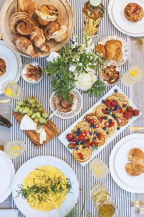 mesa de café da manhã decorada Foto Espaço Dividido