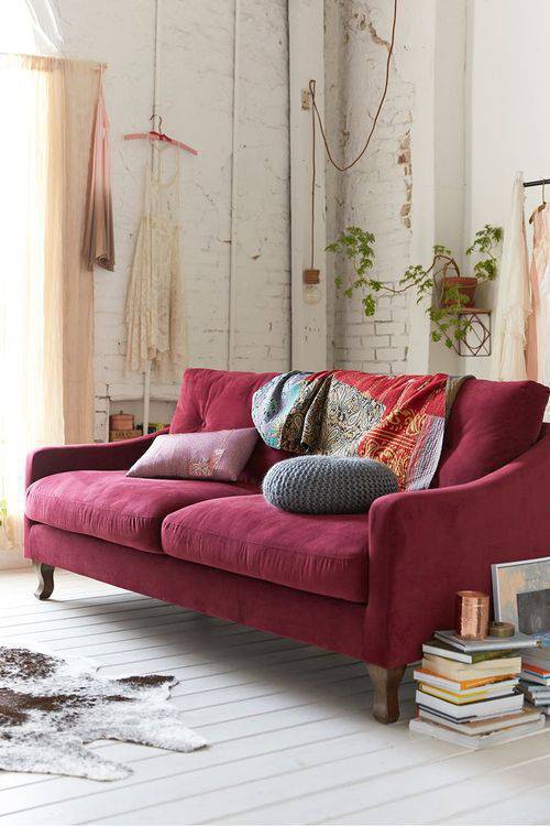 sofá vermelho 