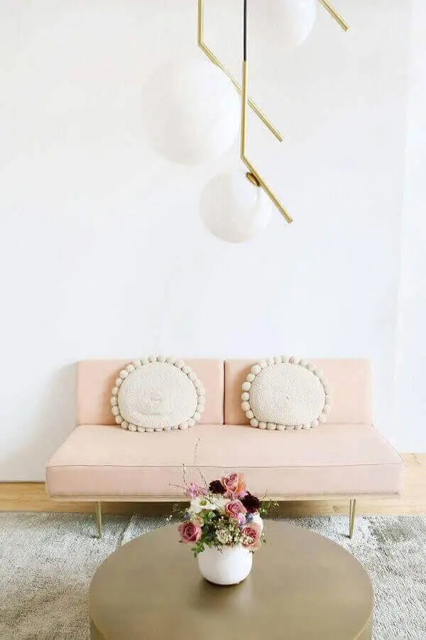 sofá sem braço moderno com design minimalista Foto Roomed