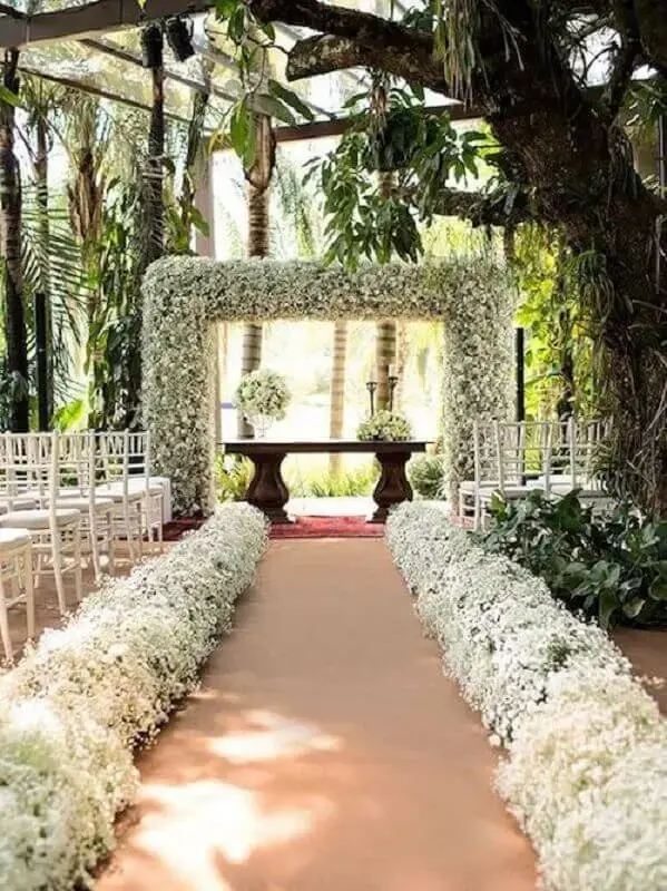 arco de flores brancas para cerimônia de casamento Foto Bodas Weddings