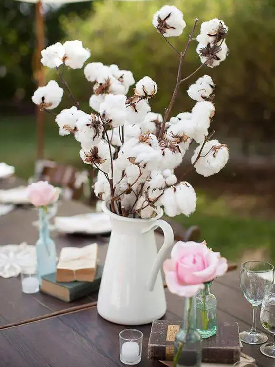 bodas de algodão - mesa com algodões 