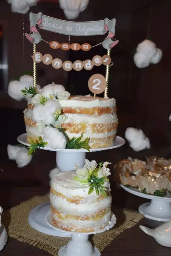 bodas de algodão - mesa de bolo para bodas de algodão