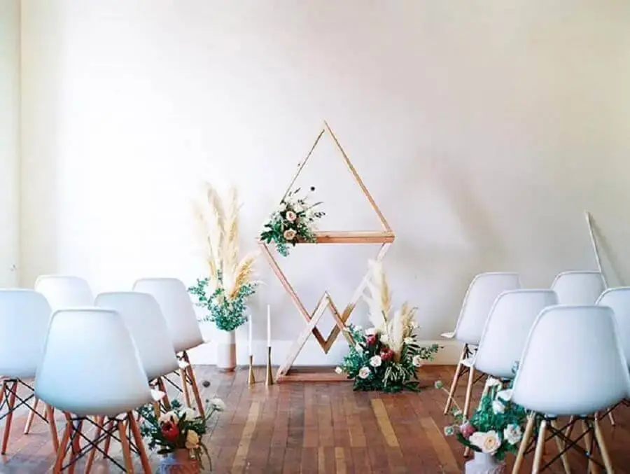 decoração minimalista para cerimônia de casamento Foto Amy Golding Photography