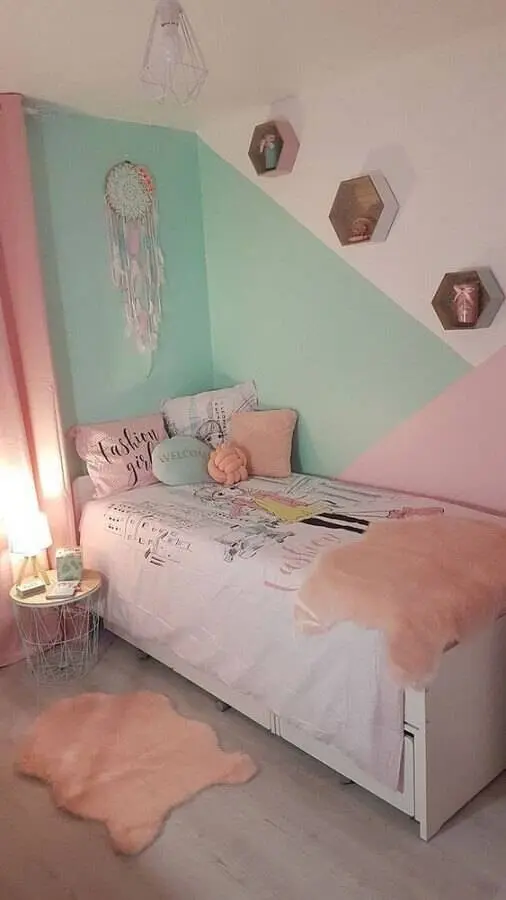 modelos de quarto com decoração jovem e parede colorida Foto Pinterest