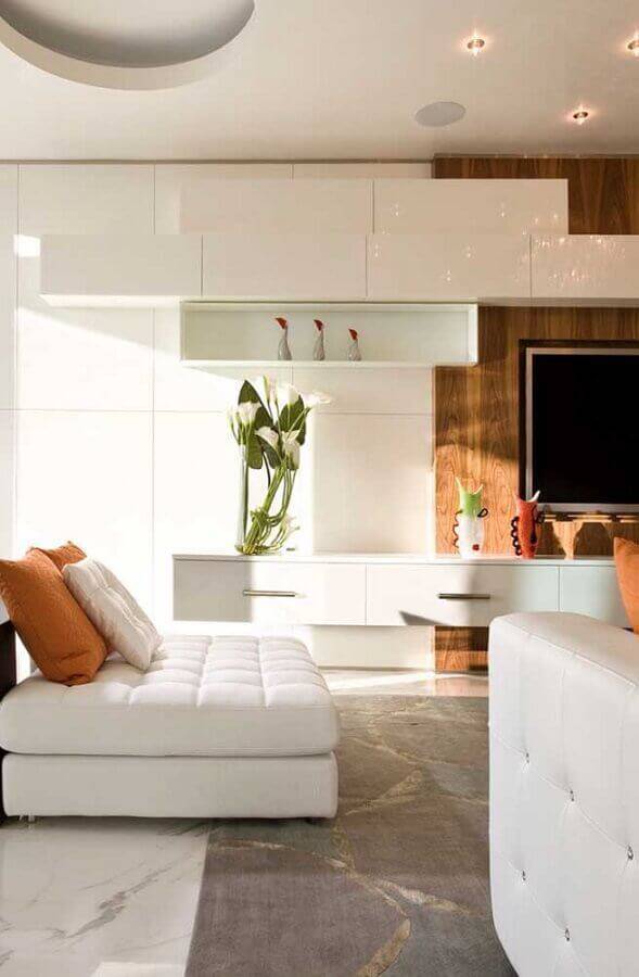 sala de estar sofisticada decorada na cor branca Foto Pinterest
