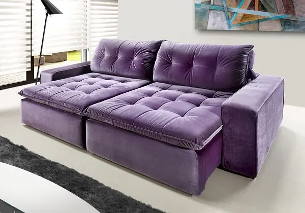 Modelo de sofá retrátil e reclinável roxo