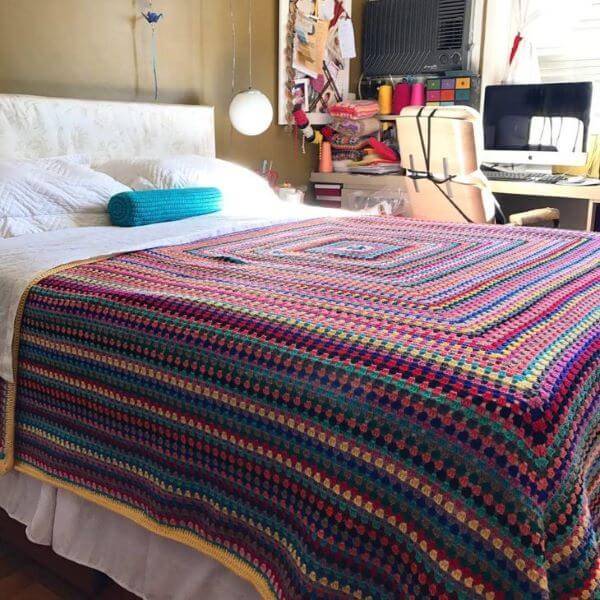 Colcha para cama de casal colorida