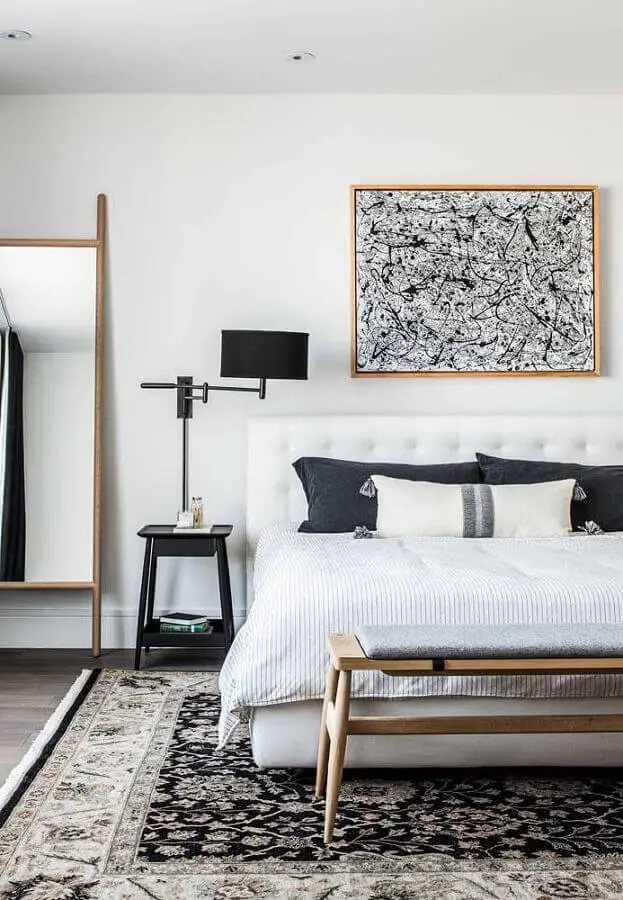 decoração quarto de casal preto e branco com quadro na cabeceira da cama Foto Pinterest