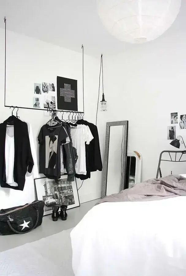 espelho de chão para quarto preto e branco Foto Pinterest