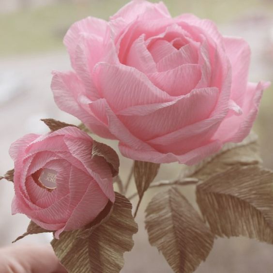 rosas de papel - rosa de papel crepom simples e grande 