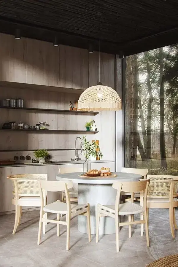 decoração com cadeiras de madeira para sala de jantar Foto Webcomunica