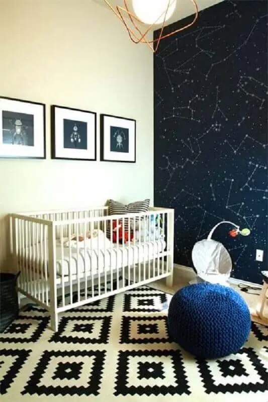 decoração simples com papel de parede para quarto de bebê Foto Pinterest
