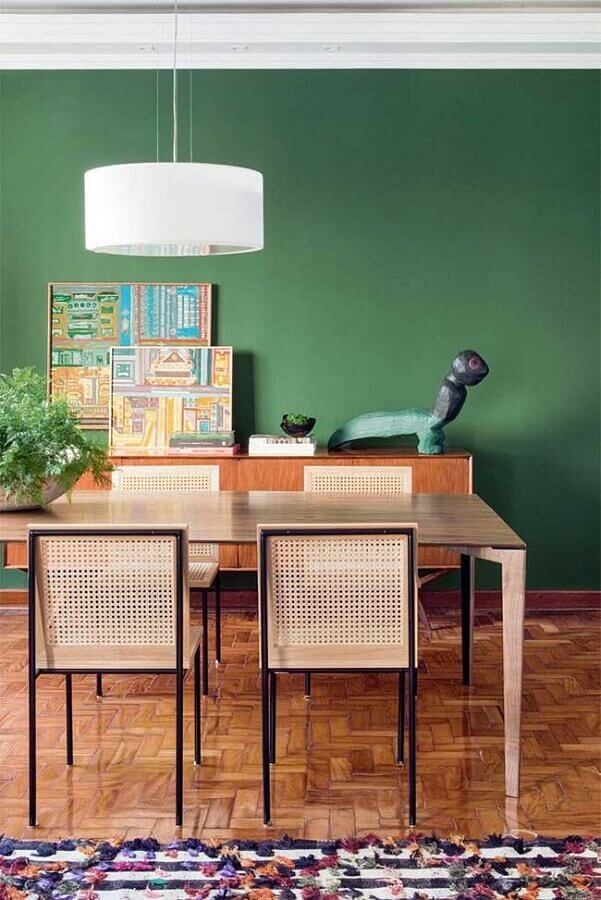 sala de jantar decorada com parede verde Foto Casinha Colorida