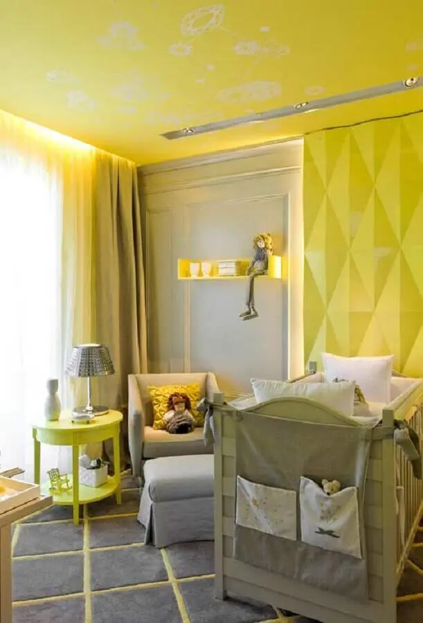 tons de amarelo para quarto de bebê moderno com revestimento 3d Foto Pinterest