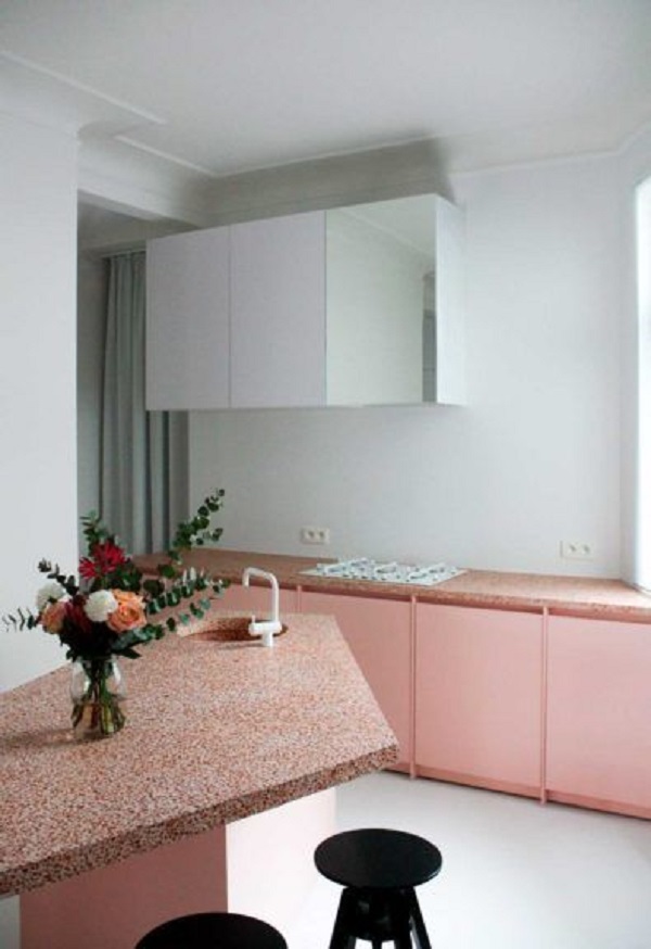 Cozinha com granilite rosa