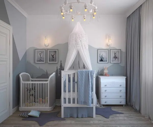 Quarto de bebê cinza e azul com tapetes em formato de estrela