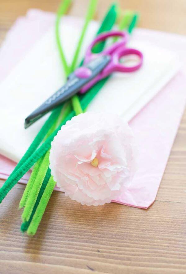Decore sua casa com flor de papel de seda