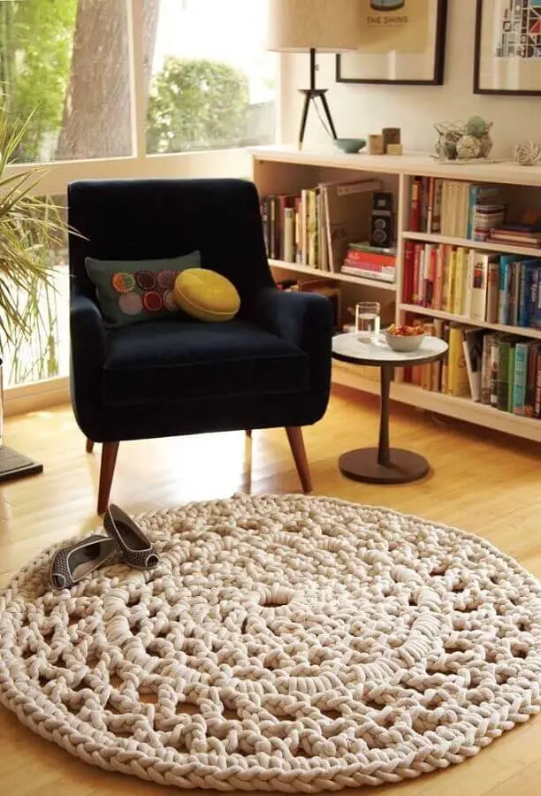 decoração com tapete de crochê para sala Foto Muito Chique