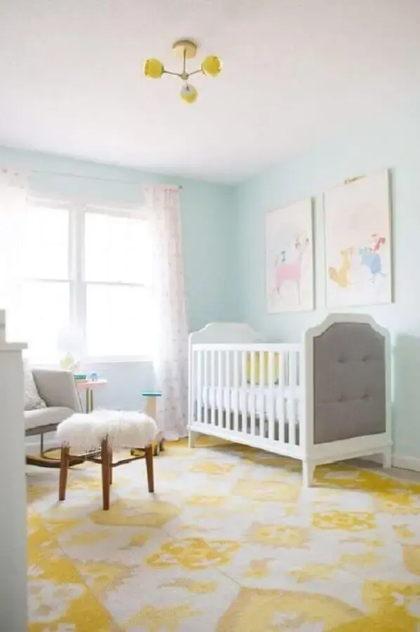 decoração simples para quarto de bebê amarelo e azul Foto Webcomunica