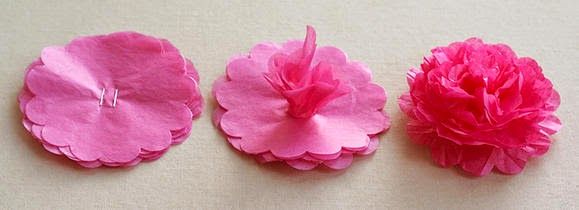 Aprenda outro tipo de flores de papel de seda passo a passo para fazer