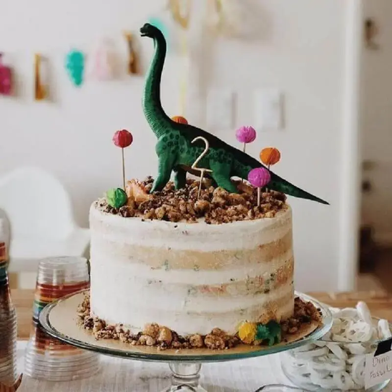 ideia de bolo personalizado para decoração festa dinossauro Foto Pinterest