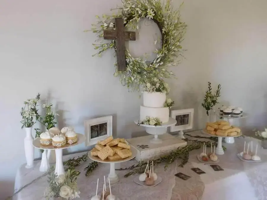 idea for decoration of simple christening Photo Catch My Party