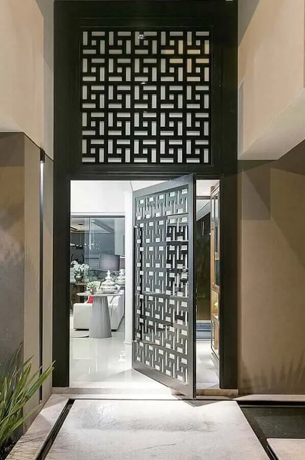 modelo diferente de porta para sala com recortes geométricos Foto Ideias Decor