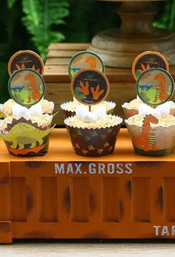 plaquinhas personalizadas para cupcakes de festa de aniversário dinossauro Foto Festas Dicas e Ideias